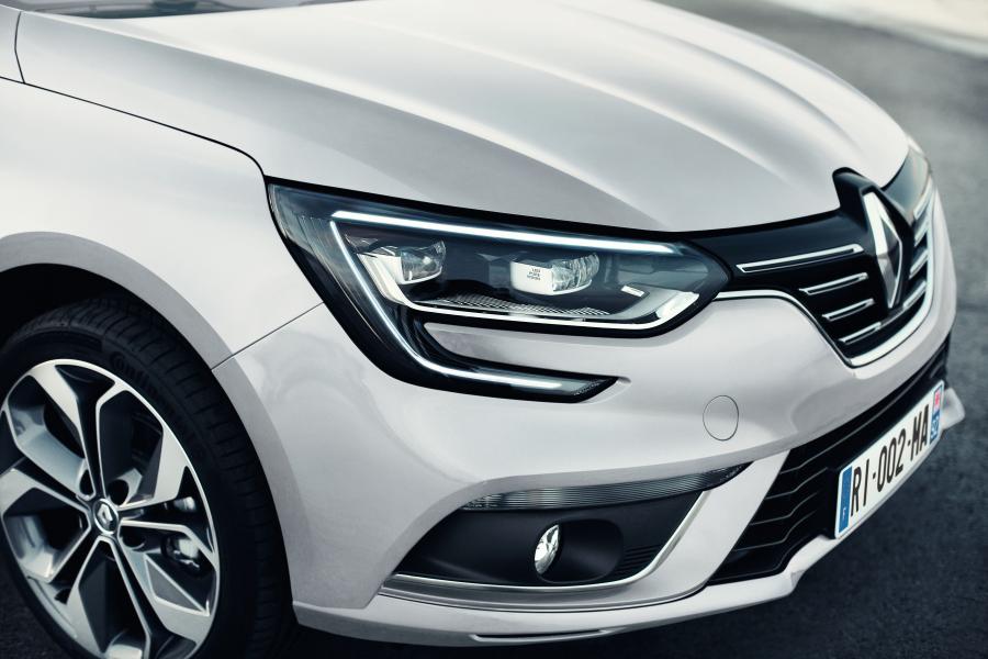 Детали экстерьера Renault Megane Sedan 2016 года  (фото 49 из 52)